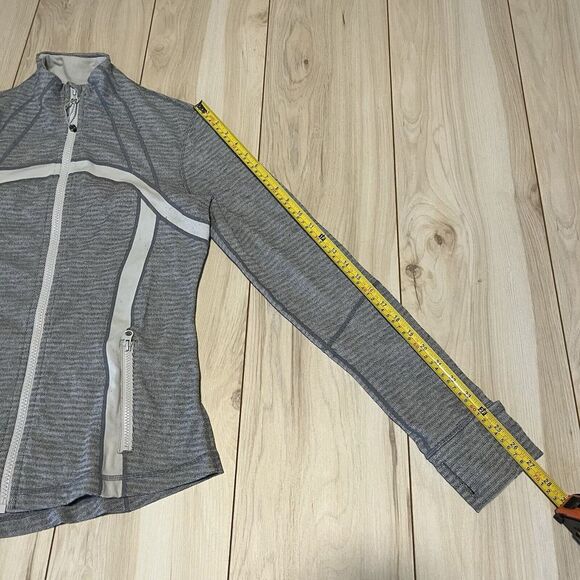 Lululemon Athletica Define Jacket Full Zip Back Mesh Venting Gray Womens Size 12 - Picture 8 of 16